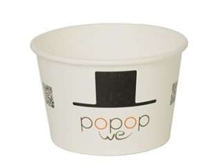 En liten popcornbägare med WePoPoP:s logga