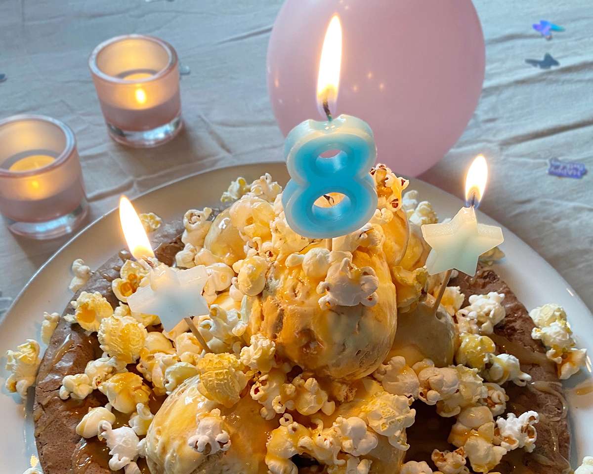 Kladdkaka med popcorn